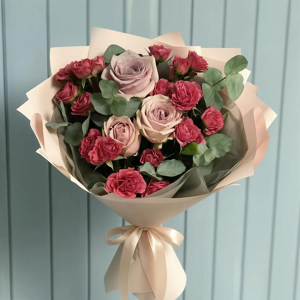 Букет цветов из: Гвоздики и Розы в Синегорье