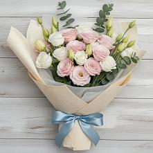 Букет цветов из:  Лизиантусы в Синегорье