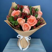Букет цветов из:  Розы и Альстромерии в Синегорье