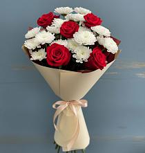 Букет цветов из:  Розы и Хризантемы #REPLACE_PRED# Синегорье