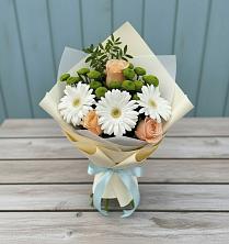 Букет цветов из:  Герберы, Розы и Хризантемы в Синегорье