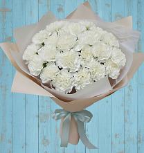 Букет цветов из:  Гвоздики в Синегорье